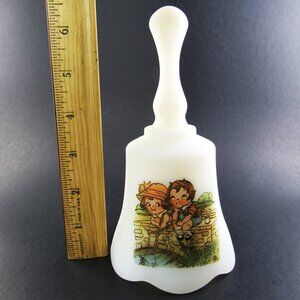 VINTAGE CAMPBELLS SOUP FROSTED MILK GLASS BELL FISHING KIDS